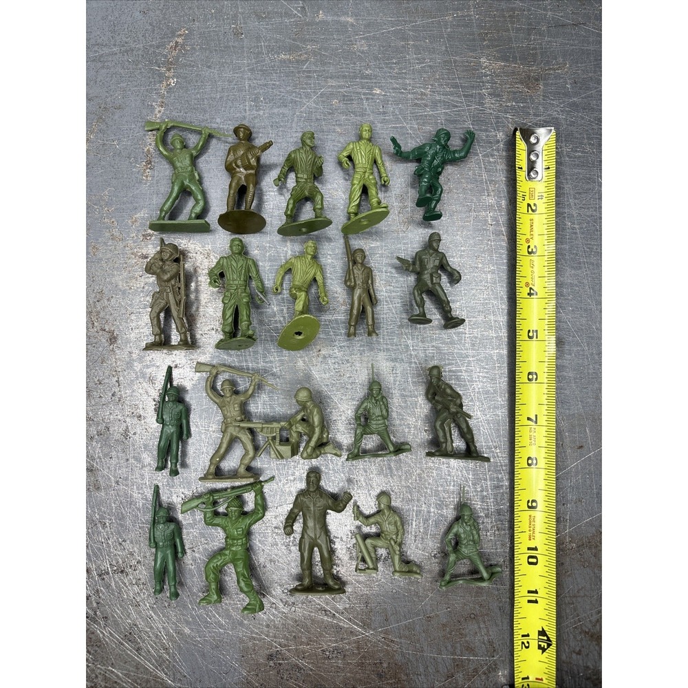 Vintage 1960s‎ Marx MPC Ring Hand Playset Plastic Figures Green Army Lot Of 20